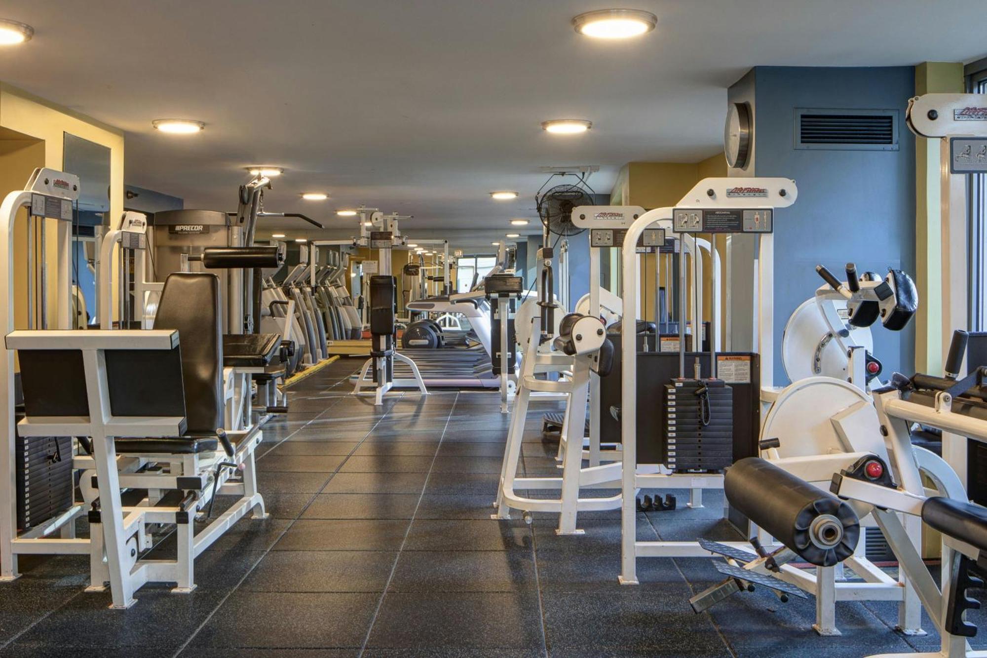 Courtyard By Marriott Chicago Downtown/River North Extérieur photo