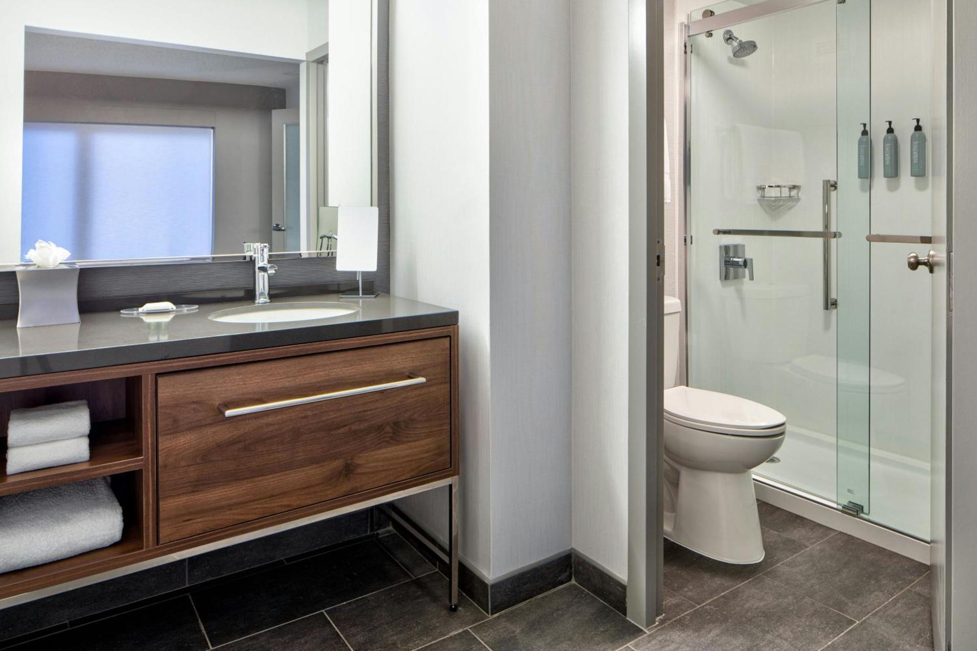 Courtyard By Marriott Chicago Downtown/River North Extérieur photo
