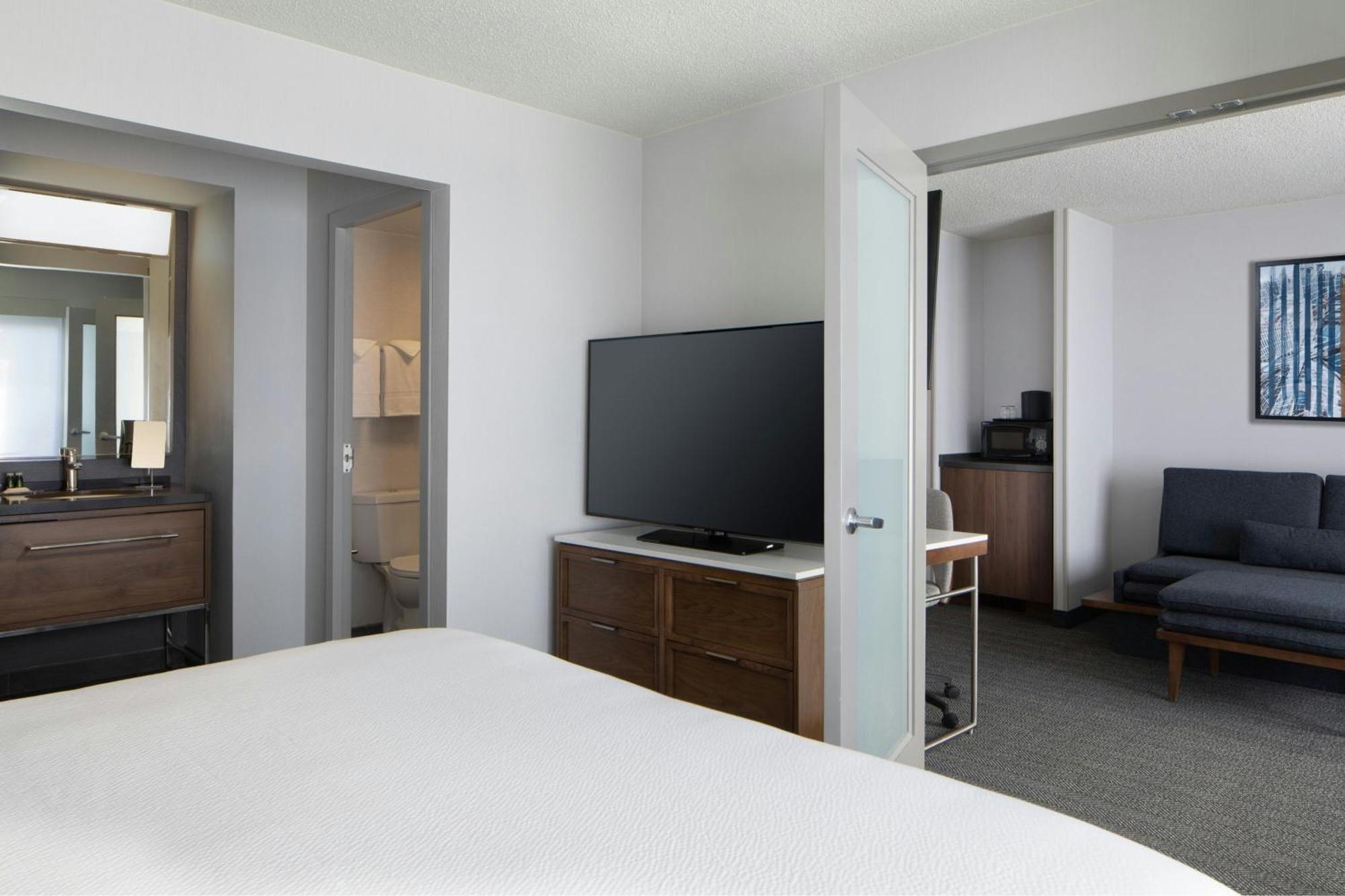 Courtyard By Marriott Chicago Downtown/River North Extérieur photo