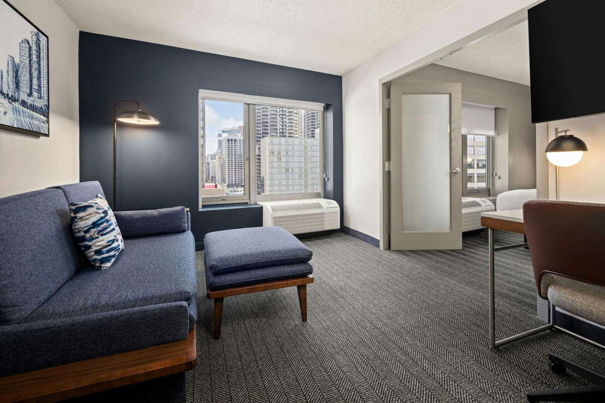 Courtyard By Marriott Chicago Downtown/River North Extérieur photo