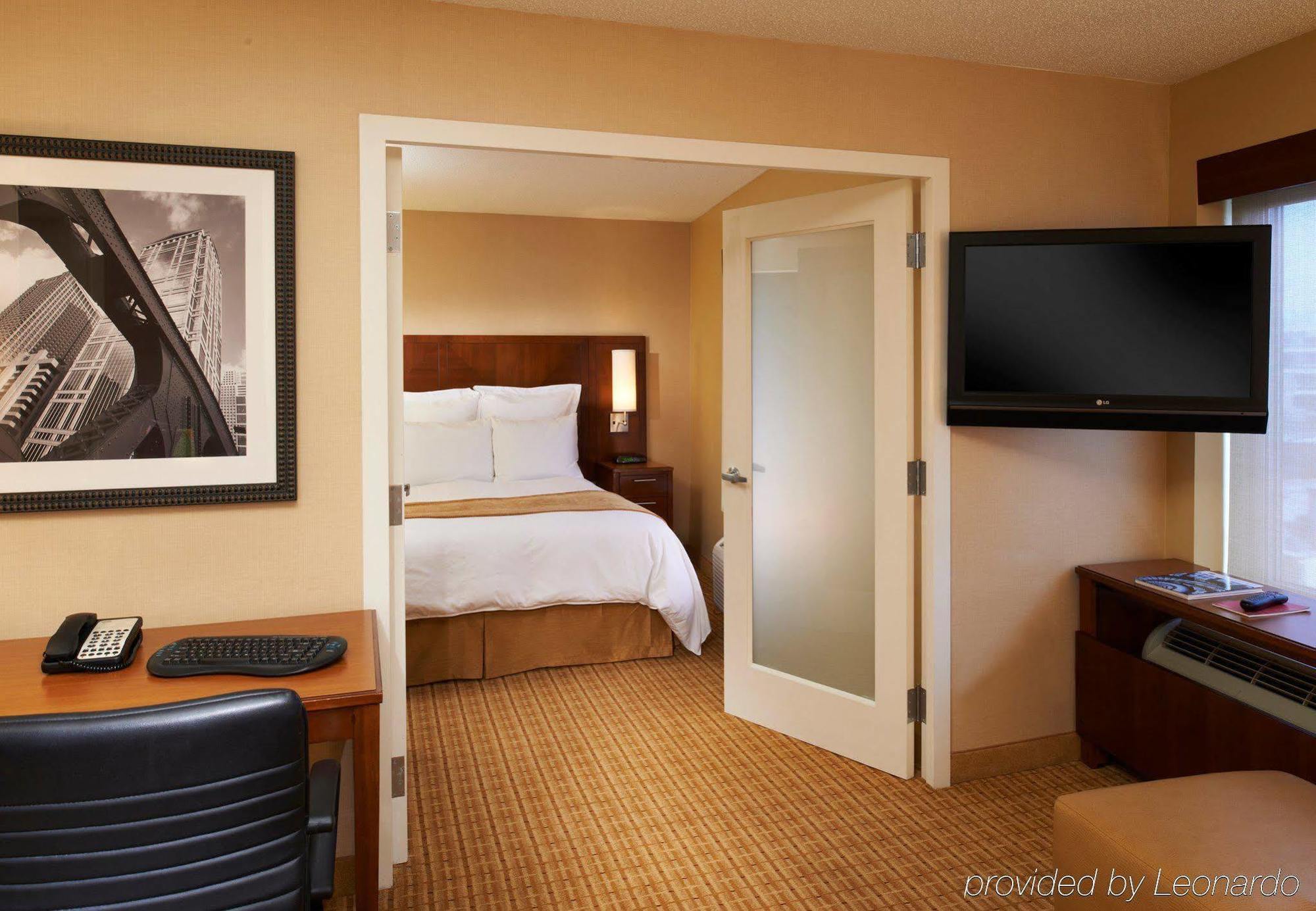 Courtyard By Marriott Chicago Downtown/River North Extérieur photo