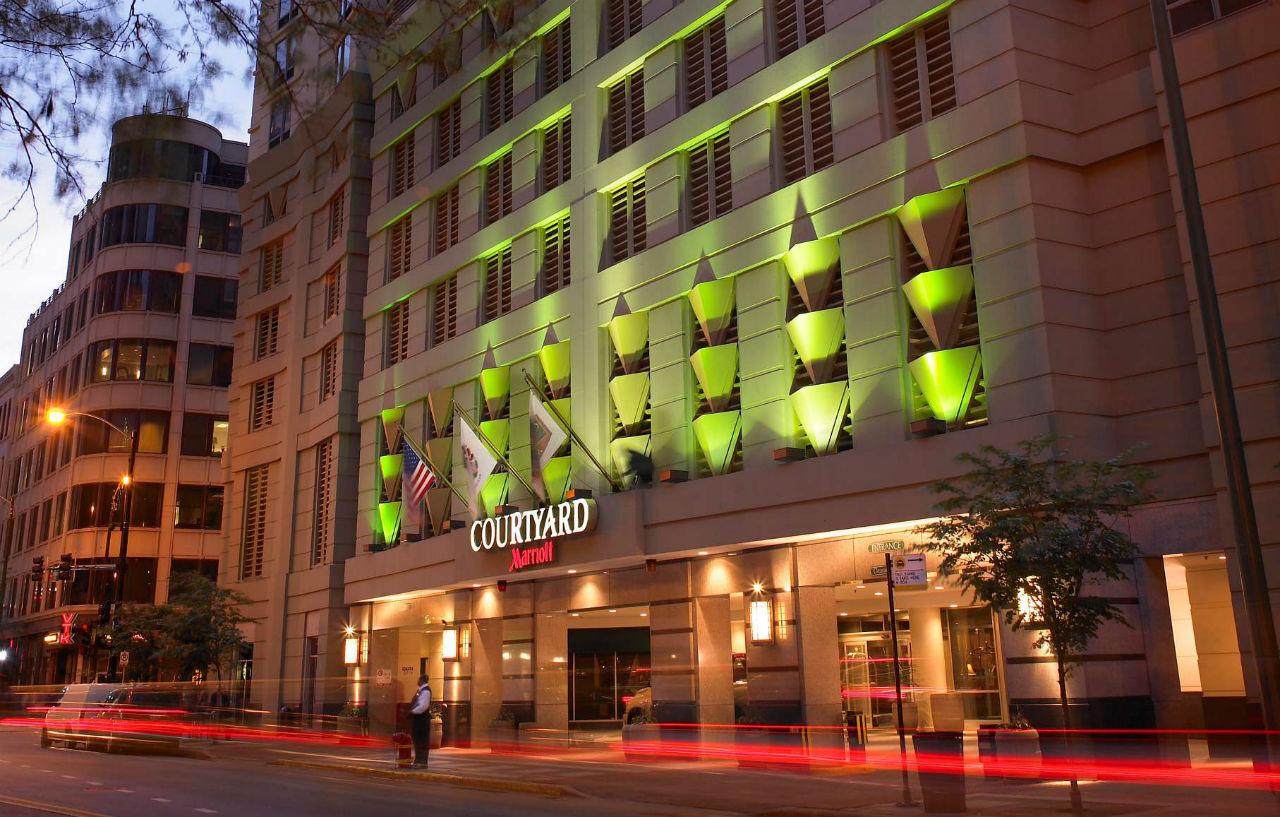 Courtyard By Marriott Chicago Downtown/River North Extérieur photo